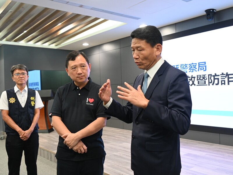 警察局局長.jpeg